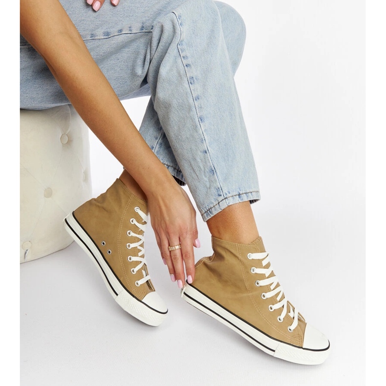 Bruna high-top sneakers från Efren beige 1