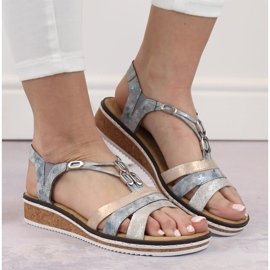 Bekväma damsandaler Rieker V36G4-40 blå 1