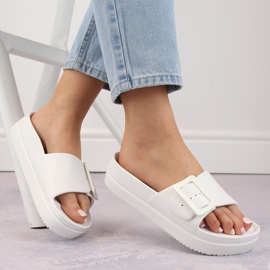 Flipflops i skumplattform för kvinnor med spänne, vit Big Star NN274A661 1