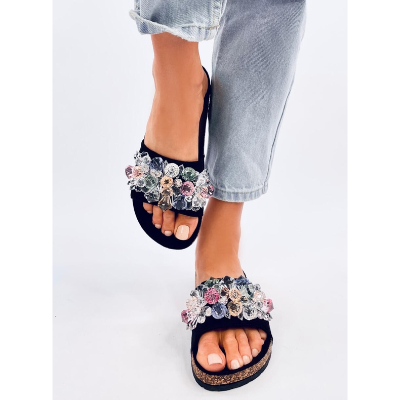 Maliv Svarta korktofflor med stenar 1