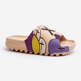 Gummi flip flops med mörkbeige monstertryck 1