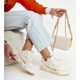 Beige sneakers med Melilot-tyginlägg 1