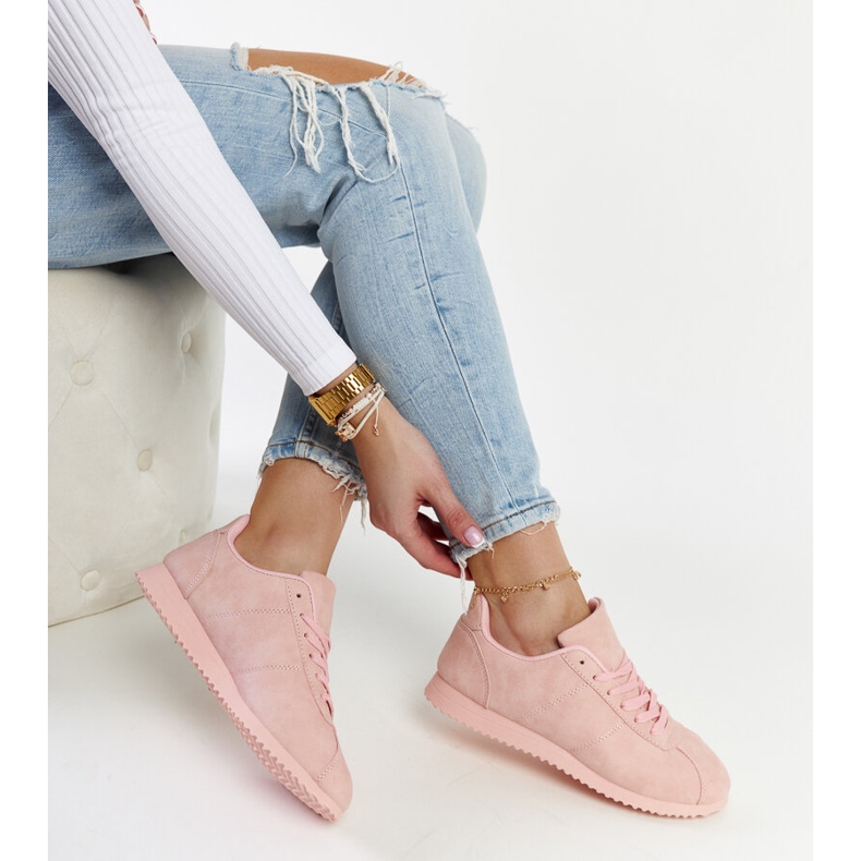 Rosa Sahla sportskor 1