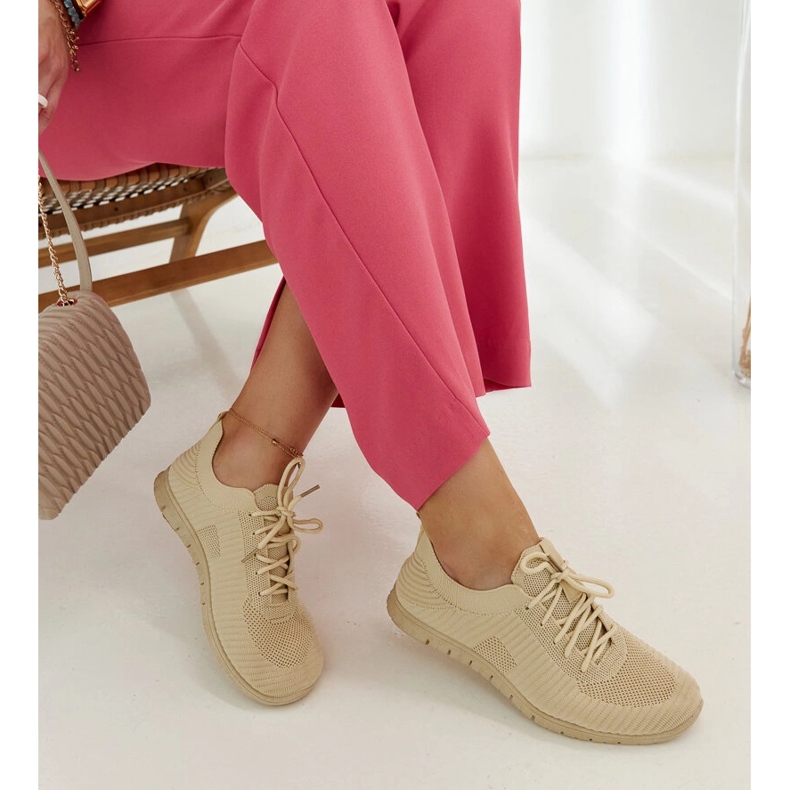 Sneakers i beige tyg från Erminio 1