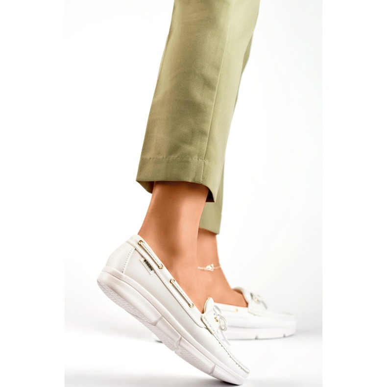 Bekväma dammockasiner i vitt Bekväma dammockasiner 1