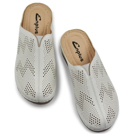 Vita kvinnors hälsa flipflops med slutna tår 1