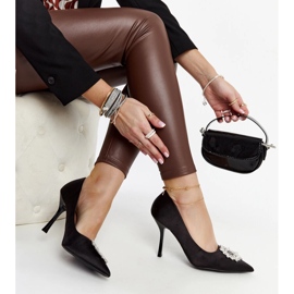 Svarta höga klackar med satinfinish och strass från Susegana 1