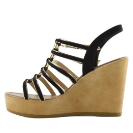 Sandaler på kilen GM-5032 svart 1