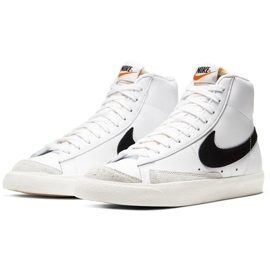 Nike Blazer Mid '77 W CZ1055 100 skor vit 1