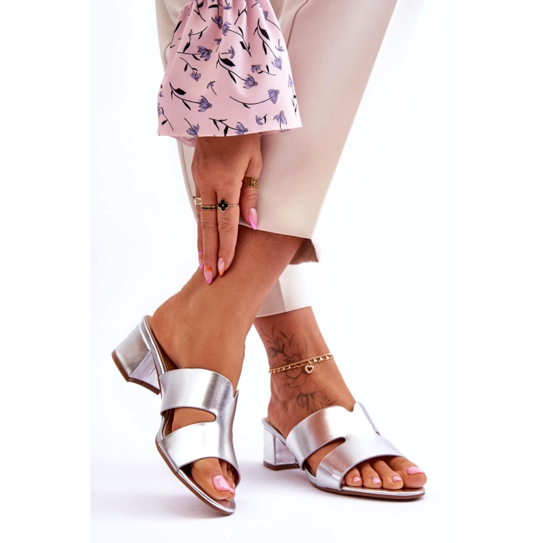 Joia Klassiska skinntofflor med låg klack, silver silver- 1