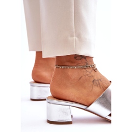 Joia Klassiska skinntofflor med låg klack, silver 3