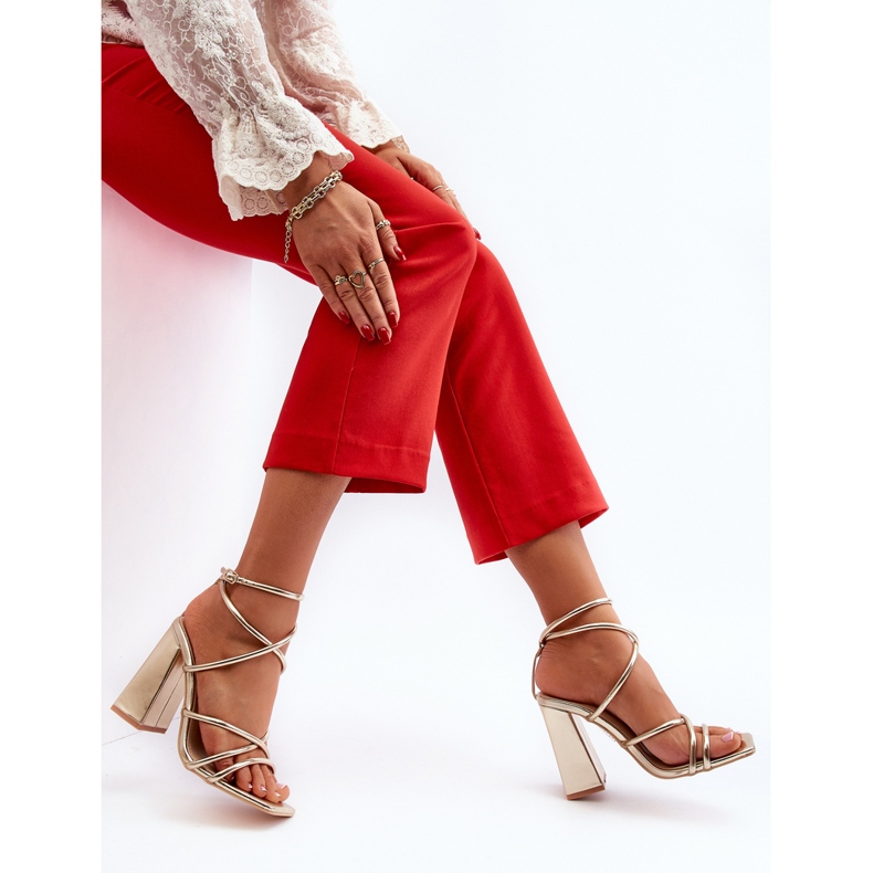 Fashionabla Josette Gold sandaler med hög klack gyllene 1