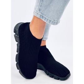 Dart Svarta sportskor med strumpor 2