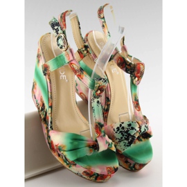 Satin kilasandaler 903 grön 1