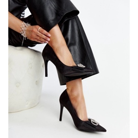 Svarta höga klackar med en dekorativ rosett Natasa 1