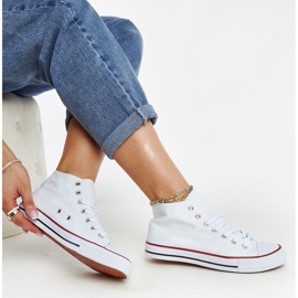 Vita högtoppade Eliska sneakers 1