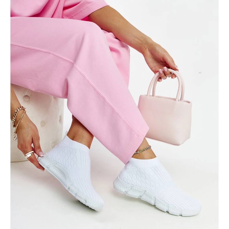 Vita lätta sportsneakers från Vaclav 1