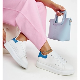 Fatimah vita sneakers i ekoläder 1