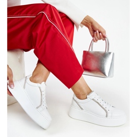 Karino vita läder sneakers med strass 1