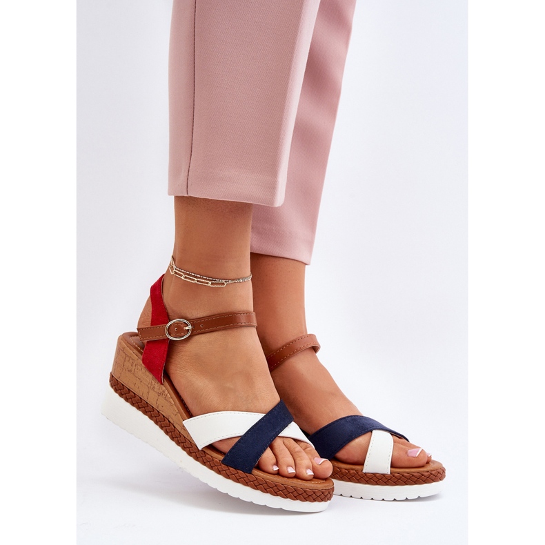 Vita och marinblå Kioda kilsandaler med remmar 2