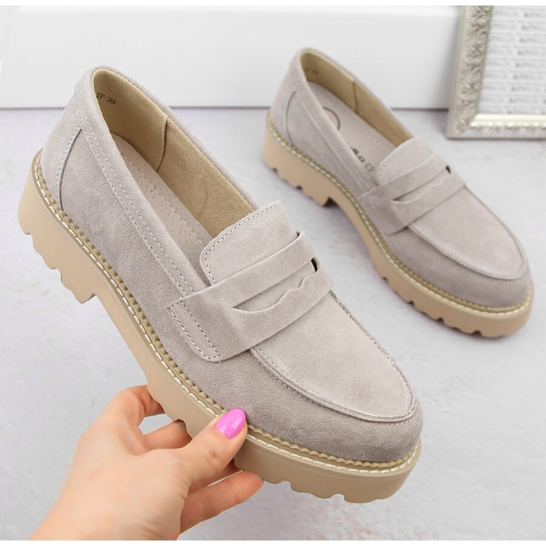 Skor i mocka i läder, taupe mockasiner för kvinnor Filippo DP6090 beige 1