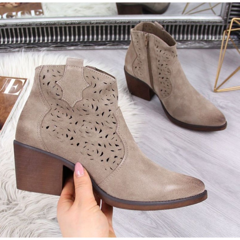 Genombrutna cowboystövlar i läder S.Barski W OLI32C, beige 1