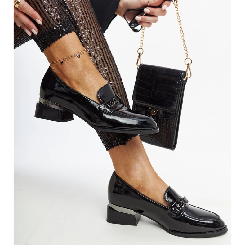 Svarta lackskor från Vinceza 1