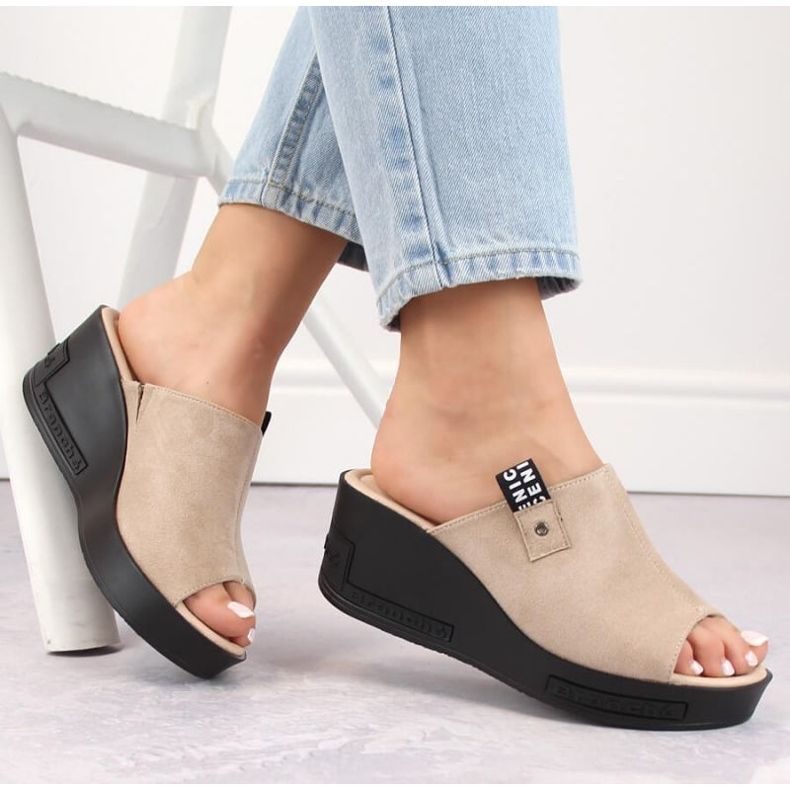 Mocka wedge tofflor Vinceza W JAN278 beige 1