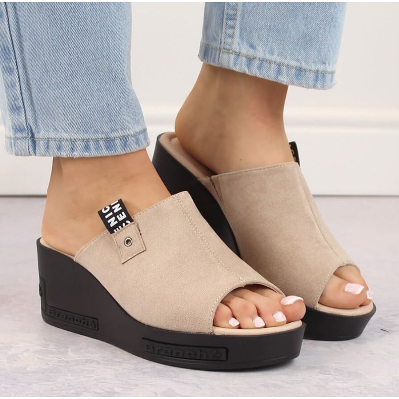 Mocka wedge tofflor Vinceza W JAN278 beige 2