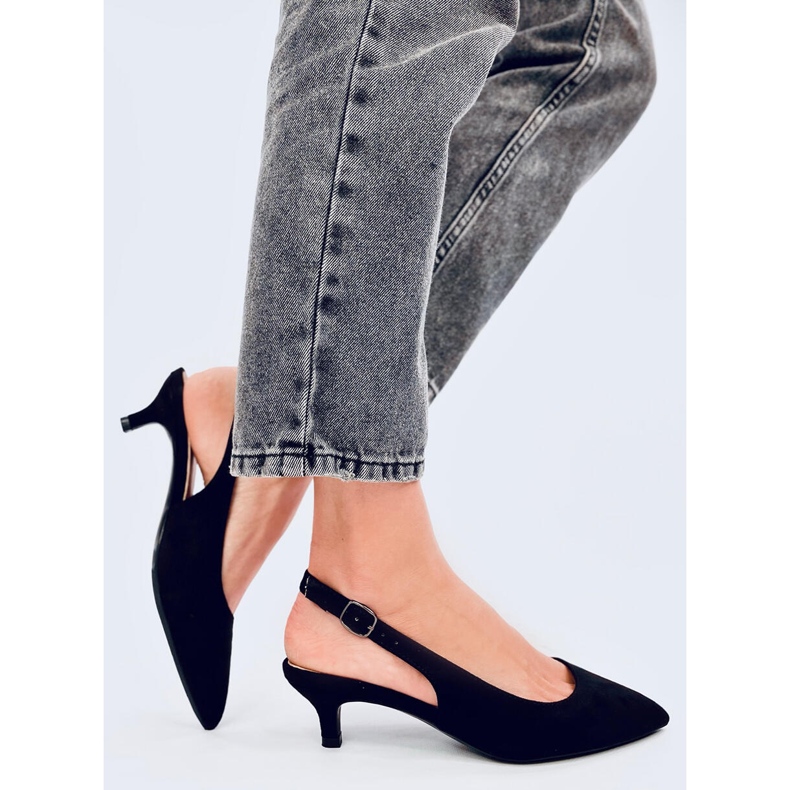 Malloi Svarta låga klackar med öppen klack 1