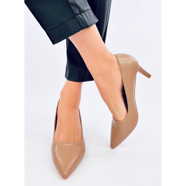 Greave Khaki lågklackade pumps beige 1