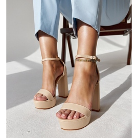 Beiga högklackade sandaler från Sille beige 1