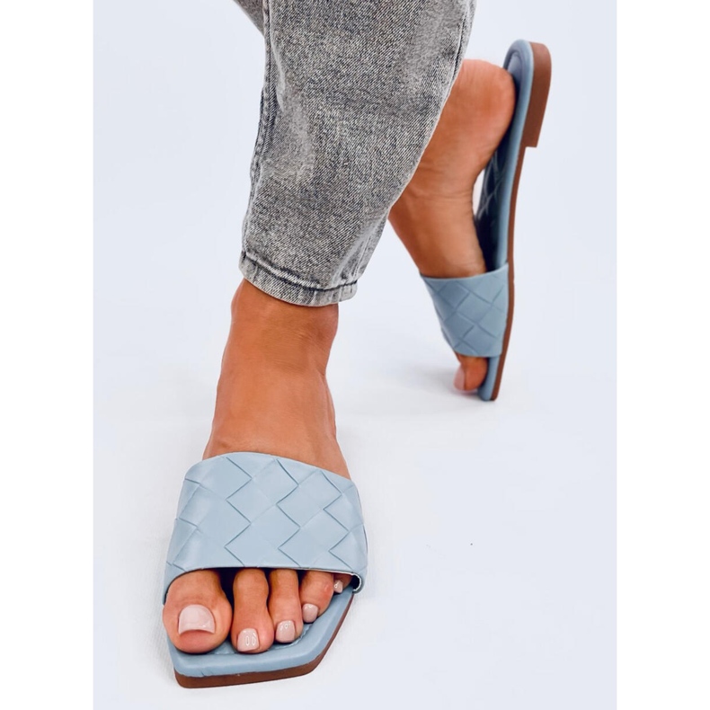 Tofflor med fyrkantig sula Sahar LT.BLUE blå 1