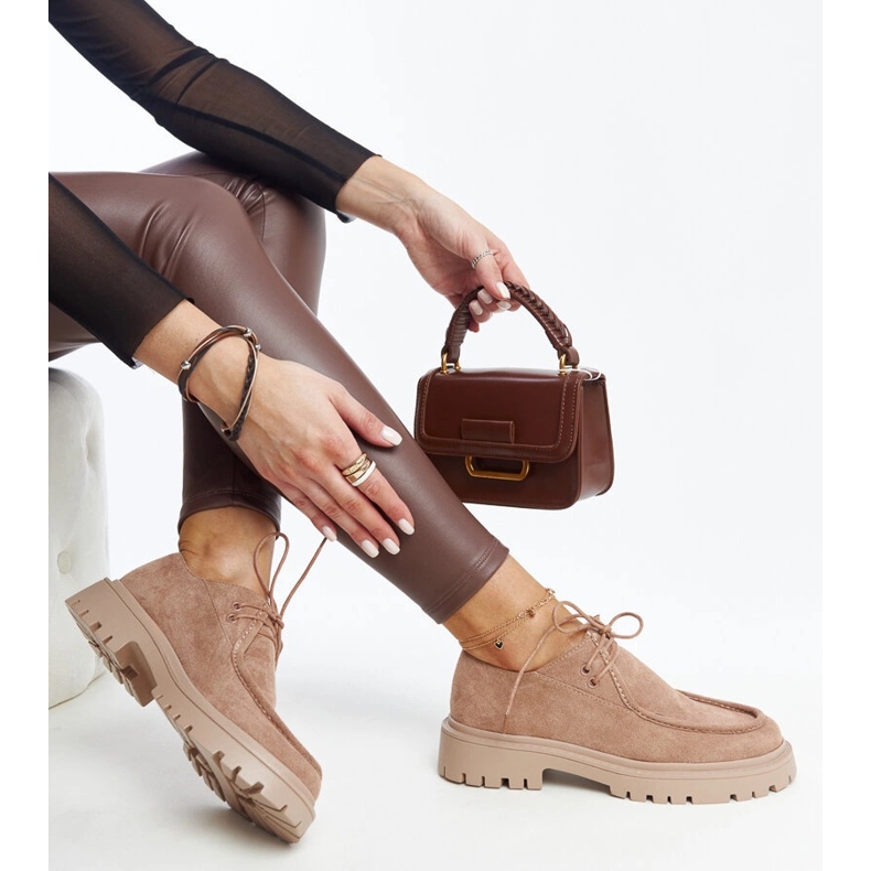 Klassiska Keiko-skor i brun mocka 1