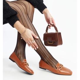 Bruna mockasiner med Areebah-spänne 1