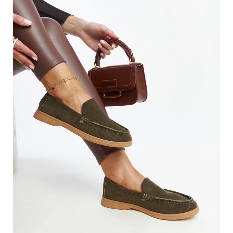 Mörkgröna mockaskor från Rumay 1