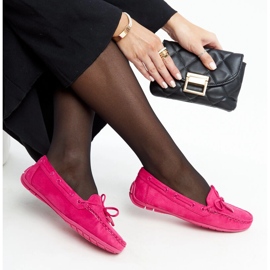 Mörkrosa mockasiner med Hayam-rosett 1