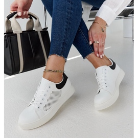 Vita genombrutna Semhar sneakers 1