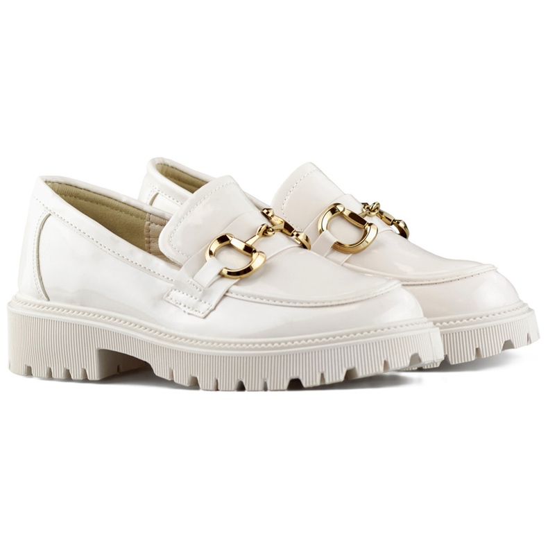 Patentbeige loafers för dam 1