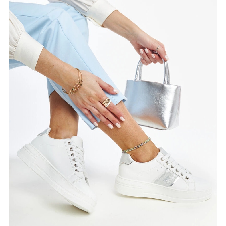 Vita och silver sneakers med tjock Finestra-sula 2
