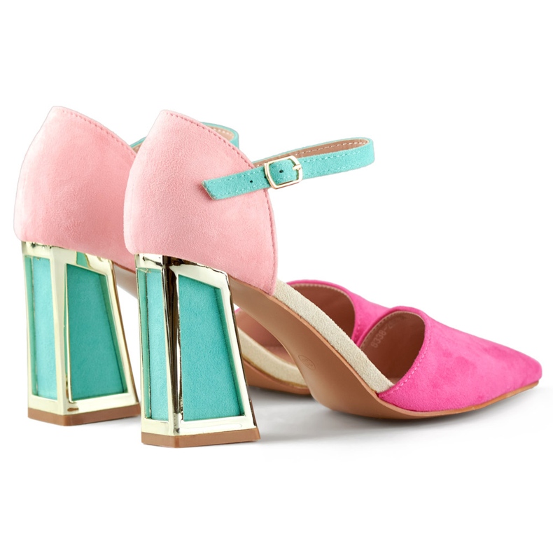 Eleganta vårrosa öppna pumps på en elegant hög klack 1