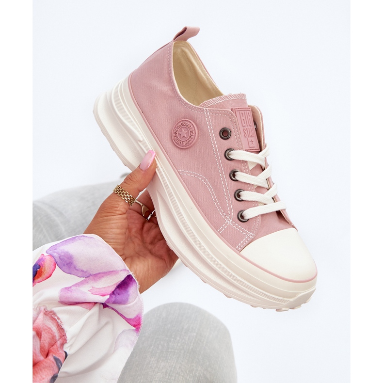 Sneakers för kvinnor på en massiv sula Big Star NN274129 Rosa 2