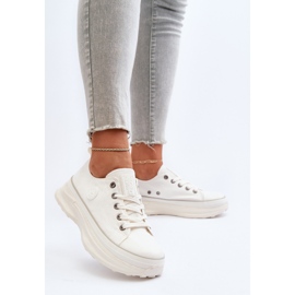 Sneakers för kvinnor på en massiv sula Big Star NN274126 Vit 5