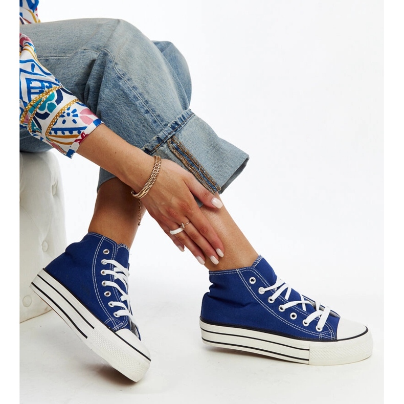 Blå high-top sneakers med tjock sula från Bagy 1