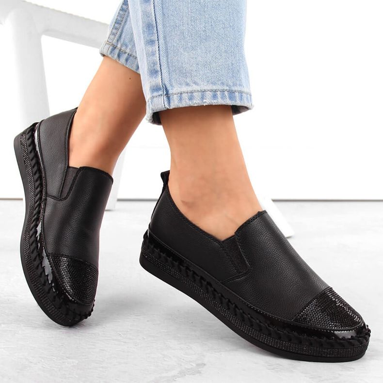 S.Barski Slip-on skor för kvinnor med cubic zirconia, svart D&amp;A LR370 1