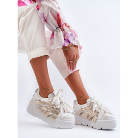 Zazoo 2F-7033 Sneakers på en massiv plattform vitt och guld 1