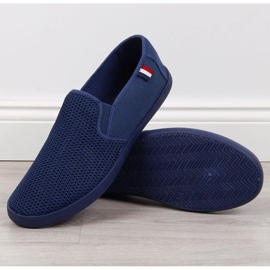 News NYHETER M EVE299B genombrutna sneakers 2