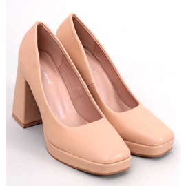 Nessa Nude pumps med bred häl beige 1