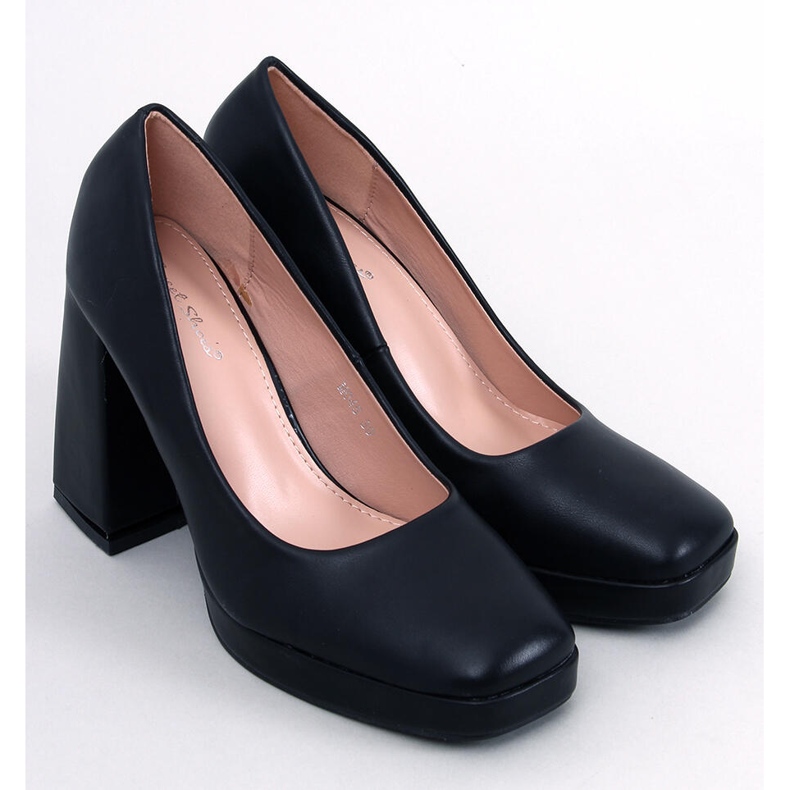 Nessa Black högklackade pumps svart 1