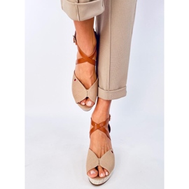 Berna Khaki sandaler med öppen tå beige 1